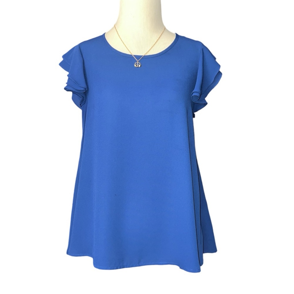 Flowy ruffled sleeve blouse